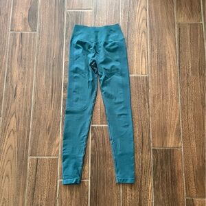 Teal Alphalete leggings size S
